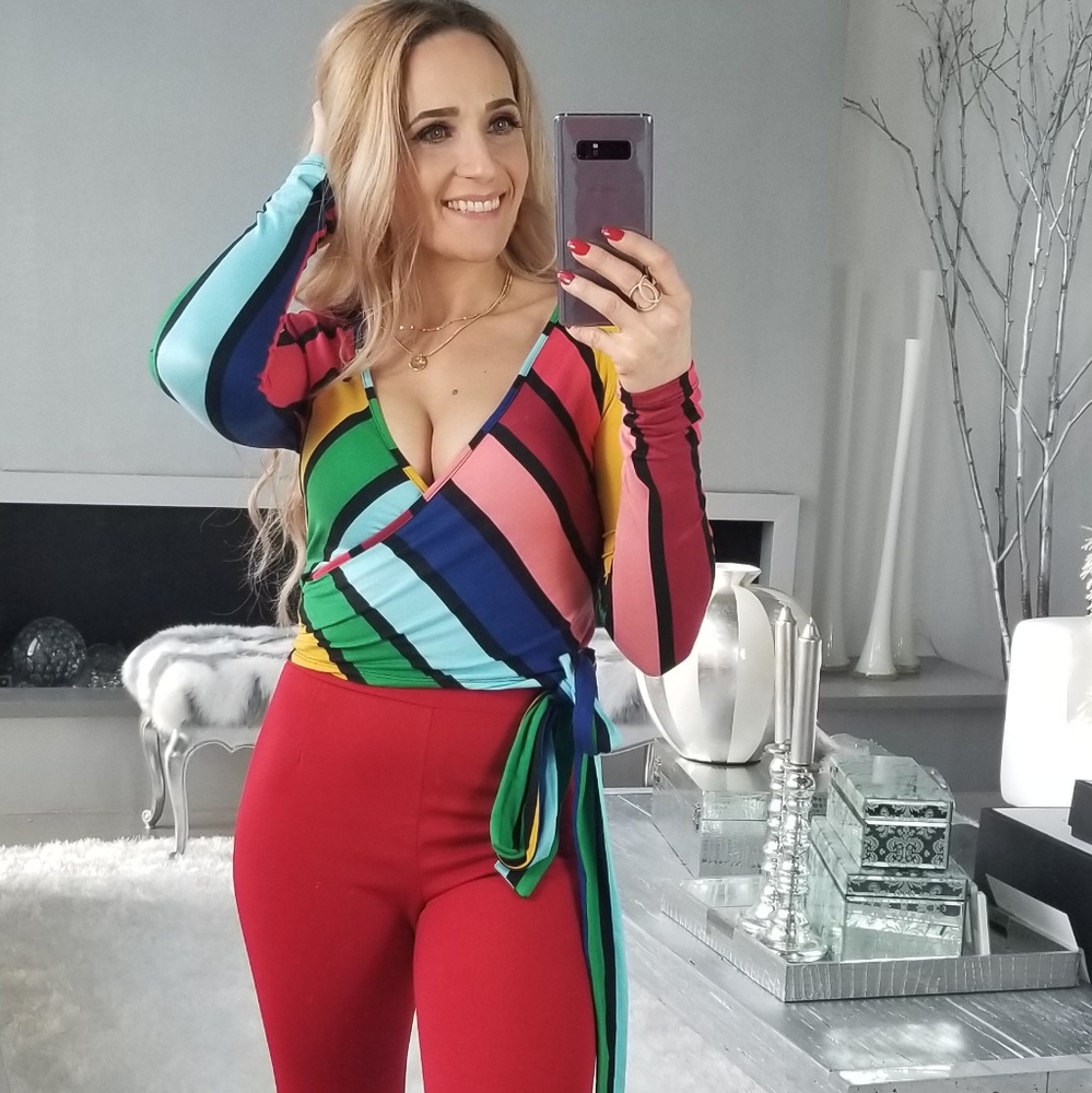 ❤LAST DAY❤COLORFUL WRAP TOP - Picture 1 of 4